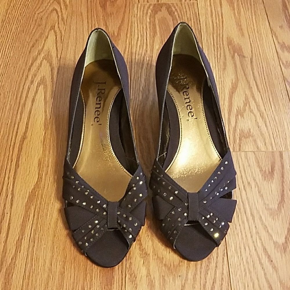 J. Renee Brown Gold Allure Dress shoes Sz. 8 NWOB